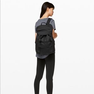 Lululemon On My Level Rucksack 18l